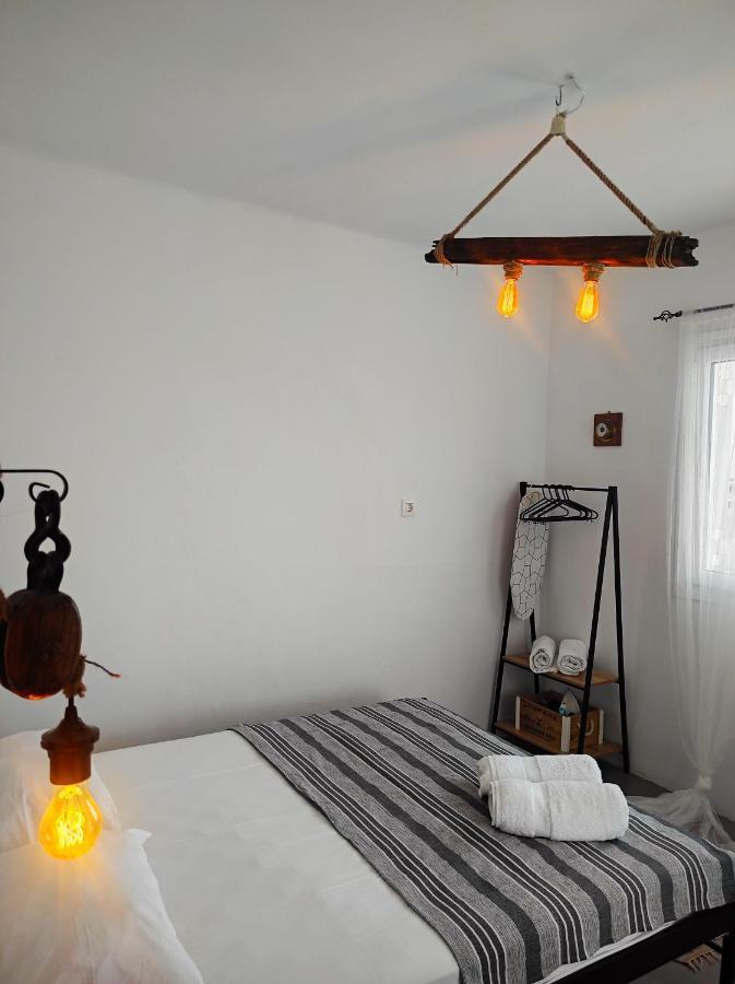 Prickly Pear House Hotel Plaka  Eksteriør billede